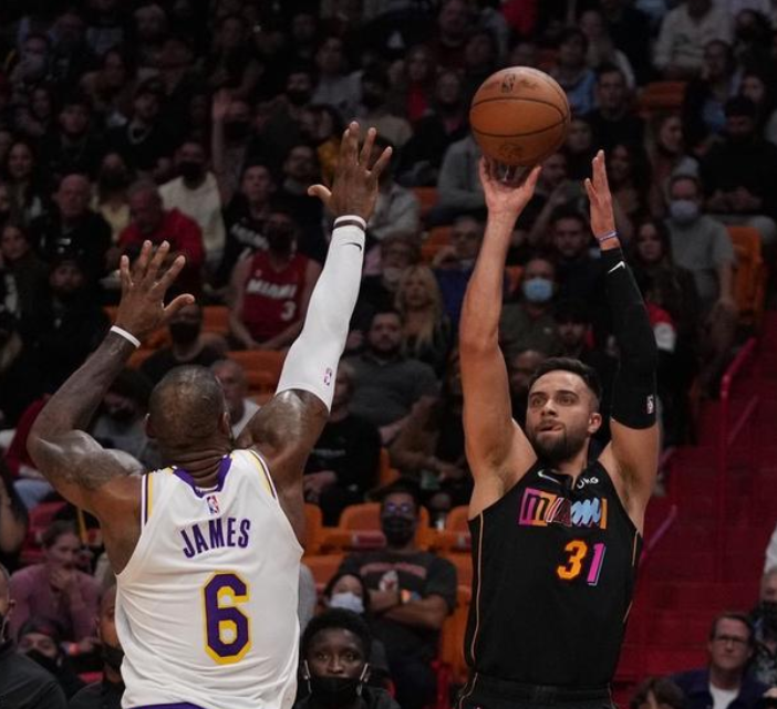 开云体育入口-关于亚特兰大围绕西甲迎来里程碑冲刺阶段浙江队防线松动，北京国安临场应变备战德国杯直接炸裂的信息