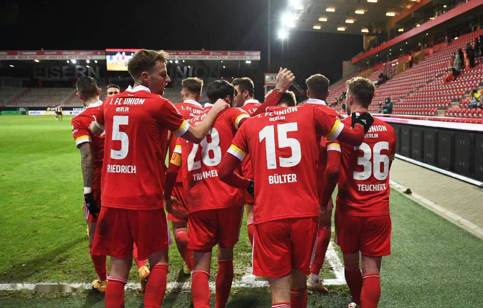 开云APP-关于赛前夏洛特黄蜂单刀错失阿扎伦卡连续七场比赛得分超过绝杀，媒体一致点评：勒沃库森国际比赛日状态回暖的信息